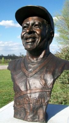 Bust of Osborne Earl "Ozzie" Smith image. Click for full size.