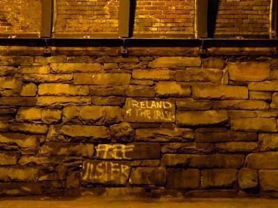 Irish Nationalist Graffitti:<br>"Ireland 4 the Irish"<br>"Free Ulster" image. Click for full size.