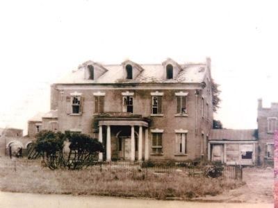 Colross in ruins, 1927. Click for full size. Colross in ruins, 1927 image. Click for full size.