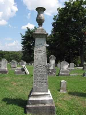 General Joseph H. Lewis grave image. Click for full size.