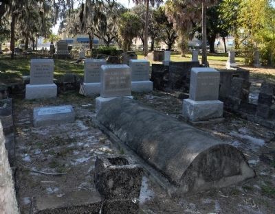 Major Alden Joseph Adams family grave plot image. Click for full size.