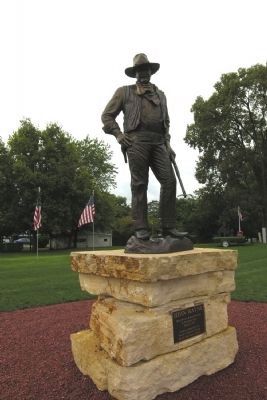 Madison County Statue of John Wayne image. Click for full size.