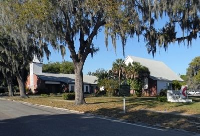 Wide view of the First Manatee Courthouse / Manatee Methodist Church image. Click for full size.