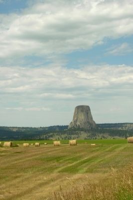 Devils Tower image. Click for full size.