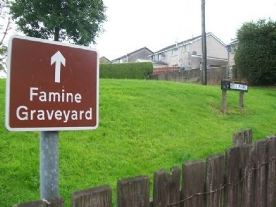 Entrance to Famine Graveyard at Reihill Park image. Click for full size.