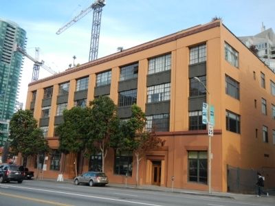 301 Folsom Street. Click for full size. 301 Folsom Street image. Click for full size.