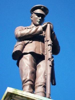 World Wars Memorial Statue image. Click for full size.