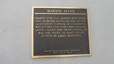 Martin Alley Marker image. Click for full size.