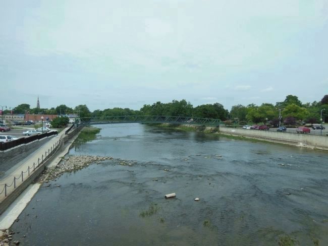 Monroe Street Bridge (<i>looking west across River Raisin from south end</i>) image. Click for full size.