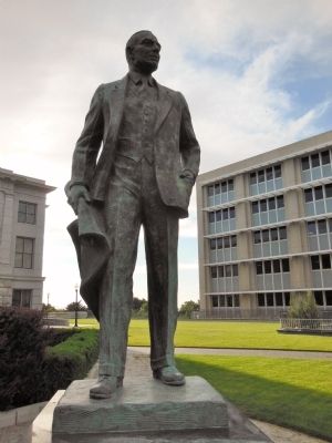 Daniel Cowan Jackling Statue image. Click for full size.