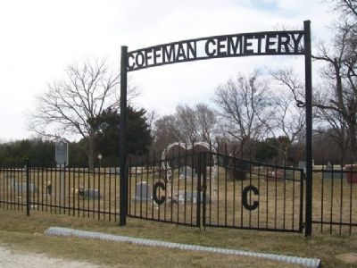 Coffman Cemetery and Marker image. Click for full size.