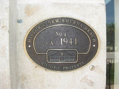 City Hall Historic Property Marker image. Click for full size.