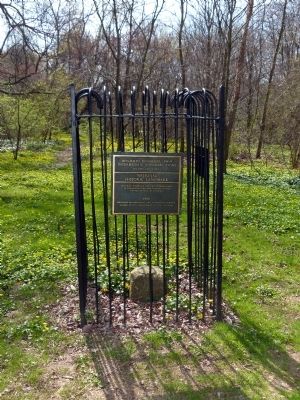 SW No. 9 Mile Marker image. Click for full size.