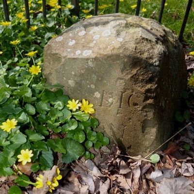 SW No. 9 Boundary Stone image. Click for full size.