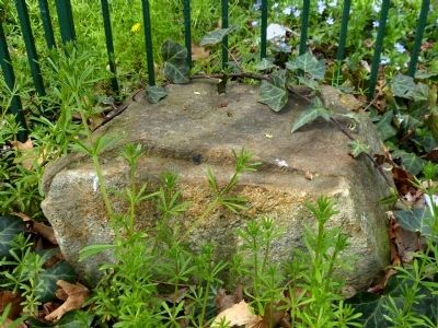 Stump of Boundary Stone SW 5. Click for full size. Stump of Boundary Stone SW 5 image. Click for full size.
