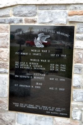 White Pigeon Fallen Soldiers Memorial Marker. Click for full size. White Pigeon Fallen Soldiers Memorial Marker image. Click for full size.