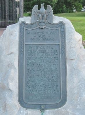 World War Memorial image. Click for full size.