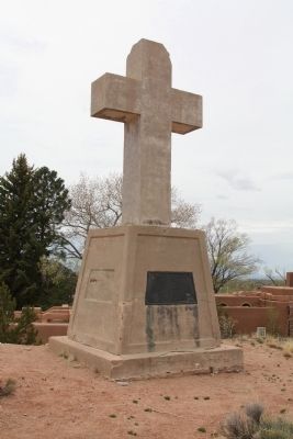 Cross of the Martyrs Monument image. Click for full size.