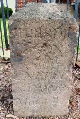 SE 2 Original Federal Boundary Stone image. Click for full size.