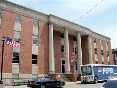 Perry County Courthouse. Click for full size. Perry County Courthouse image. Click for full size.