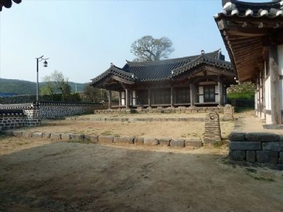 Namdoseokseong (남도석성) image. Click for full size.