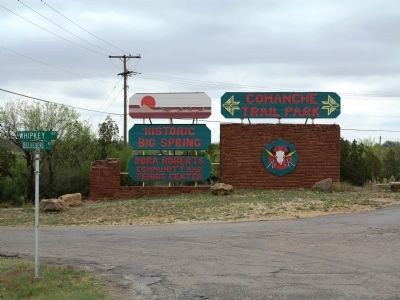 Entrance to Comanche Trail Park image. Click for full size.