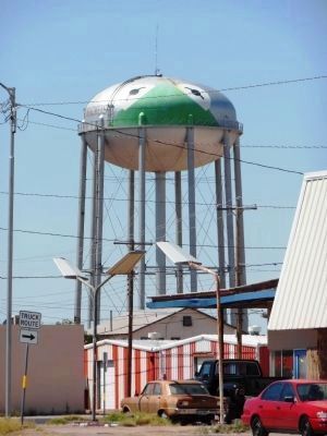Kermit Texas "frog" Water Tower image. Click for full size.
