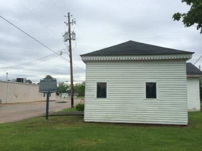 Old Columbia Jail image. Click for full size.