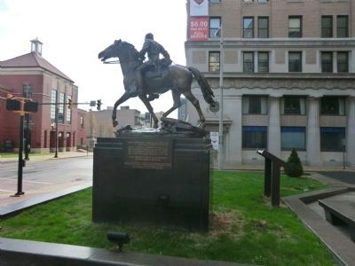 Thomas J. "Stonewall" Jackson Monument. Click for full size. Thomas J. "Stonewall" Jackson Monument image. Click for full size.