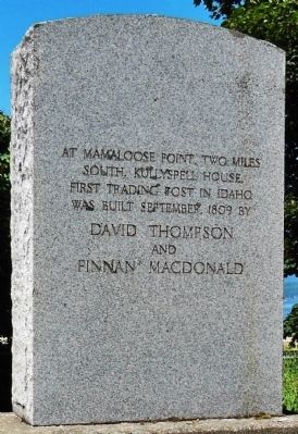 David Thompson & Finnan MacDonald Marker (<i>detail view</i>) image. Click for full size.