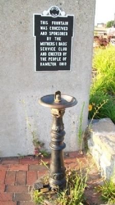 Veterans Memorial Marker & Fountain image. Click for full size.