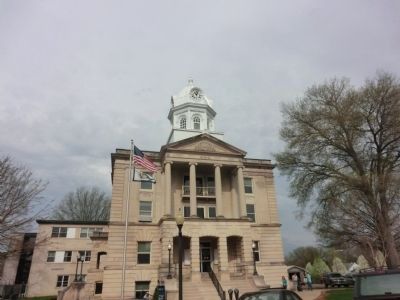 Jackson County Courthouse. Click for full size. Jackson County Courthouse image. Click for full size.