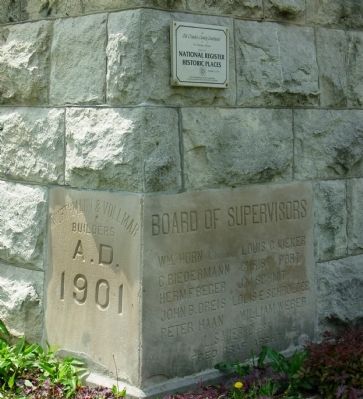 The Old Ozaukee County Courthouse Marker image. Click for full size.