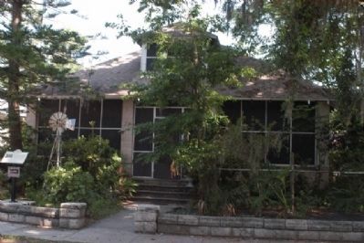 94 South Street Residence and Marker. Click for full size. 94 South Street Residence and Marker image. Click for full size.