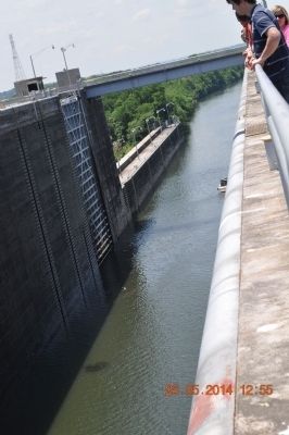 Wilson Dam image. Click for full size.