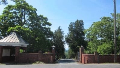 Old City Cemetery Gate image. Click for full size.