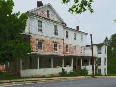 Apartment Building at 189 Fort Street,<br>Formerly The Chalybeate Springs Hotel image. Click for full size.