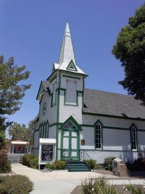 Community Church of Poway. Click for full size. Community Church of Poway image. Click for full size.