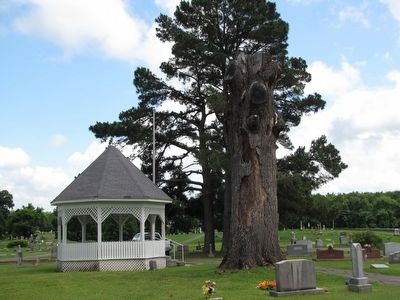 Brearley Cemetery. Click for full size. Brearley Cemetery image. Click for full size.