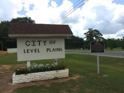 Town of Level Plains City Hall sign image. Click for full size.