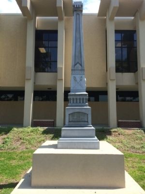 Confederate Soldiers Monument - North image. Click for full size.