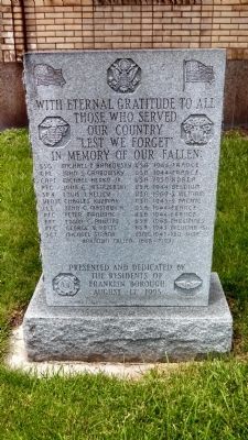 Local War Memorial image. Click for full size.