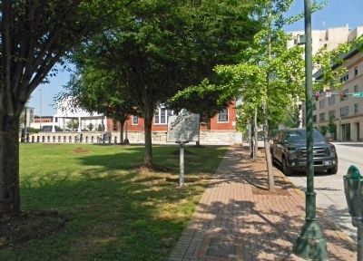 Wide view of the Martin Hotel Marker image. Click for full size.