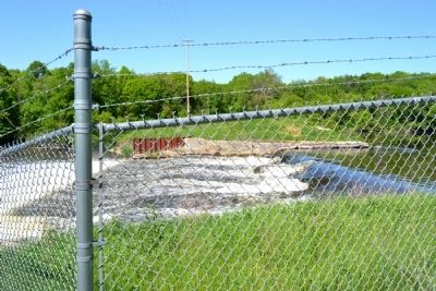 Remnants of Pine Creek Dam Today image. Click for full size.