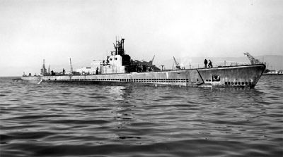 USS <i>Herring</i> (SS-233) - World War II image. Click for full size.