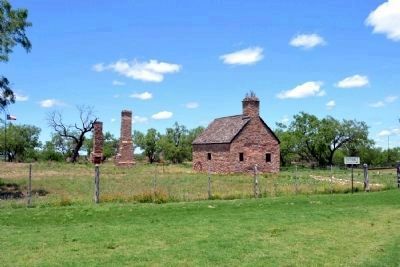 Guard House and Commanding Officer's Quarters image. Click for full size.