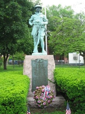East Hartford World War I Monument image. Click for full size.