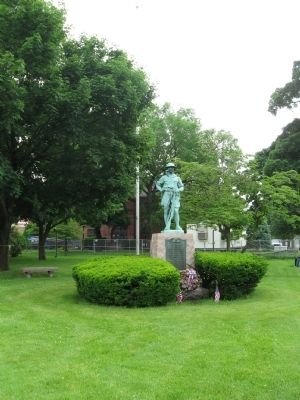 East Hartford World War I Monument. Click for full size. East Hartford World War I Monument image. Click for full size.