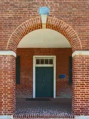 Fairfax Court House Markers image. Click for full size.