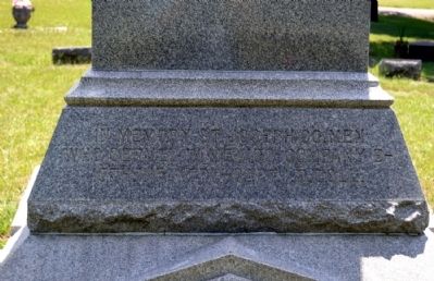 Rear Panel of Monument. Click for full size. Rear Panel of Monument image. Click for full size.